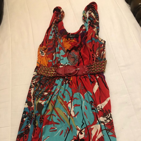 Beautiful SKY top . - Picture 2 of 4